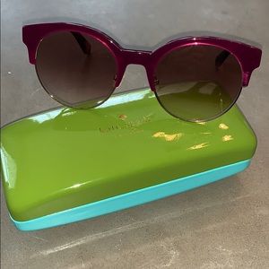 Kate Spade sunnies 😎♠️